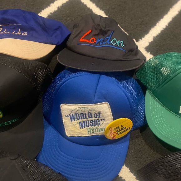 10 Vintage Hats for $25 - Picture 9 of 10